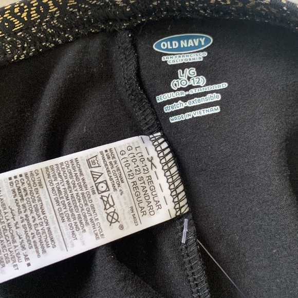 🆕 Old Navy Black Leggings - Picture 4 of 4